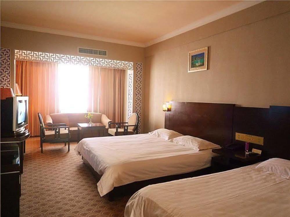 Guilin Lifeng Hotel Exterior photo